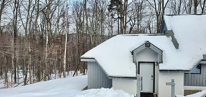 Woods Resort and Spa by RedAwning