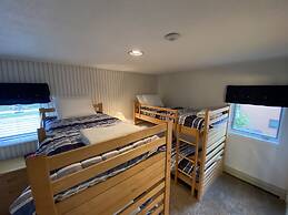 Woods Resort and Spa by RedAwning