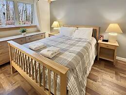 Woods Resort and Spa by RedAwning