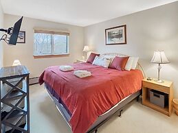 Woods Resort and Spa by RedAwning