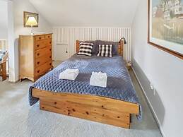 Woods Resort and Spa by RedAwning