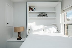 Propeller House - From 165 Per Night