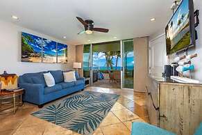 Royal Mauian, #114 2 Bedroom Condo by RedAwning