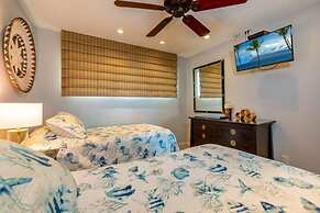 Royal Mauian, #114 2 Bedroom Condo by RedAwning