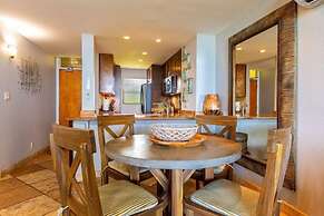 Royal Mauian, #114 2 Bedroom Condo by RedAwning