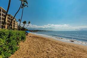 Kihei Beach, #306 1 Bedroom Condo by RedAwning