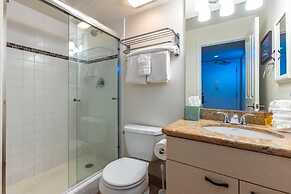 Kihei Beach, #306 1 Bedroom Condo by RedAwning