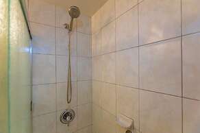 Royal Mauian, #205 2 Bedroom Condo by RedAwning