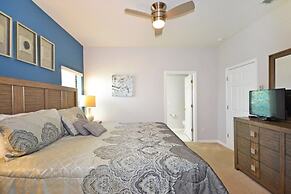 Happy Daze 4 Bedroom Home by RedAwning