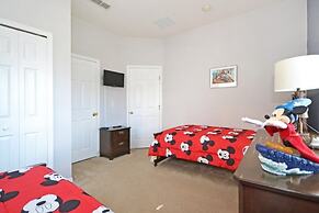 Happy Daze 4 Bedroom Home by RedAwning