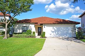 Happy Daze 4 Bedroom Home by RedAwning