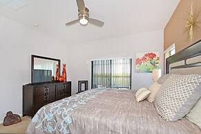 Happy Daze 4 Bedroom Home by RedAwning