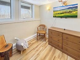 Sunrise Mountain Village by RedAwning