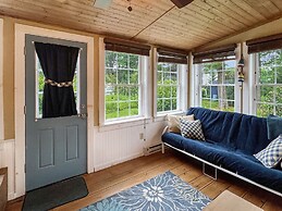 Family Tides - Y850 Beautiful Home Only A 10 Minute Walk To Short Sand