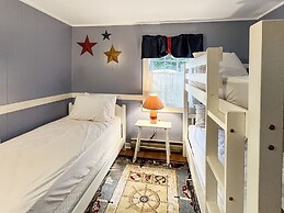 Family Tides - Y850 Beautiful Home Only A 10 Minute Walk To Short Sand