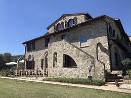 Antico Borgo Carceri