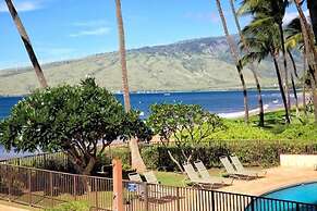 Kihei Beach, #203 1 Bedroom Condo by RedAwning