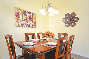 Buckingham Palm Villa 4 Bedroom Home by RedAwning