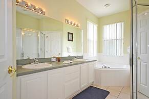 Cocoa Villa 4 Bedroom Home by RedAwning