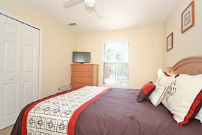 Isla Bonita 4 Bedroom Townhouse by RedAwning