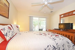 Isla Bonita 4 Bedroom Townhouse by RedAwning