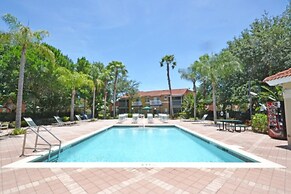 Isla Bonita 4 Bedroom Townhouse by RedAwning