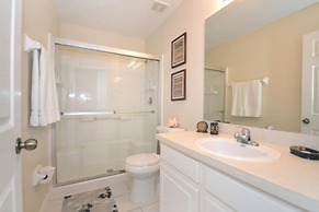 Isla Bonita 4 Bedroom Townhouse by RedAwning