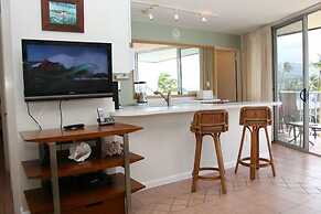 Kamaole Nalu, #605 2 Bedroom Condo by RedAwning
