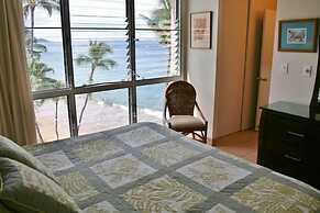 Kamaole Nalu, #605 2 Bedroom Condo by RedAwning