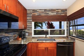 Wailea Ekolu, #401 2 Bedroom Condo by RedAwning