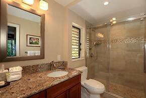 Wailea Ekolu, #401 2 Bedroom Condo by RedAwning