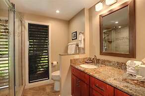 Wailea Ekolu, #401 2 Bedroom Condo by RedAwning