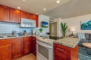 Kihei Beach, #404 1 Bedroom Condo by RedAwning