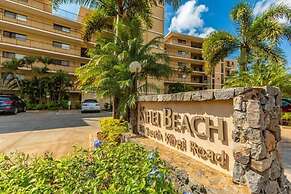 Kihei Beach, #404 1 Bedroom Condo by RedAwning