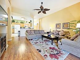 Minniehaha Retreat 4 Bedroom Home by RedAwning