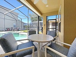 Minniehaha Retreat 4 Bedroom Home by RedAwning