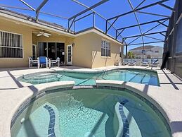 Minniehaha Retreat 4 Bedroom Home by RedAwning