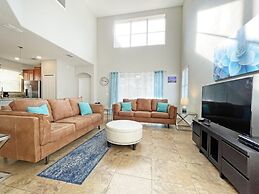 Bamboo Palm 5 Bedroom Home by RedAwning