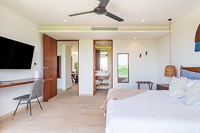 Central Park Lagunas By Sandy Powerful