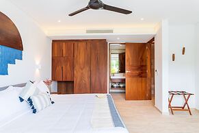 Central Park Lagunas By Sandy Powerful