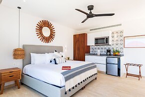 Central Park Lagunas By Sandy Powerful