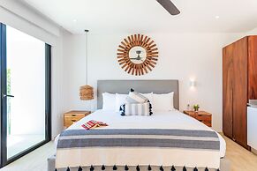 Central Park Lagunas By Sandy Powerful