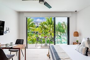 Central Park Lagunas By Sandy Powerful