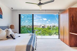 Central Park Lagunas By Sandy Powerful