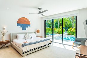 Central Park Lagunas By Sandy Powerful