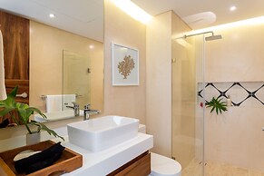 Central Park Lagunas By Sandy Powerful