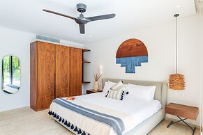 Central Park Lagunas By Sandy Powerful