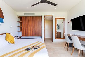 Central Park Lagunas By Sandy Powerful