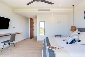 Central Park Lagunas By Sandy Powerful