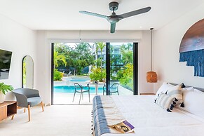 Central Park Lagunas By Sandy Powerful